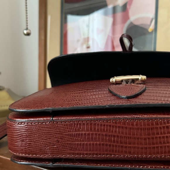 Sézane Milo embossed leather bag - Picture 8 of 8